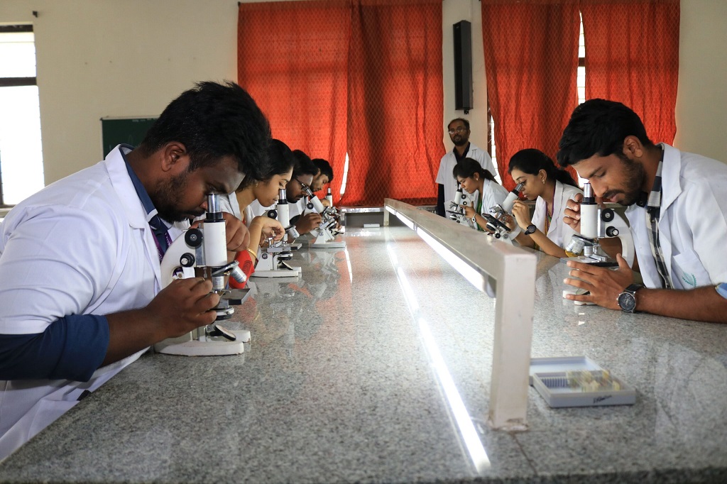 HISTOLOGY LAB